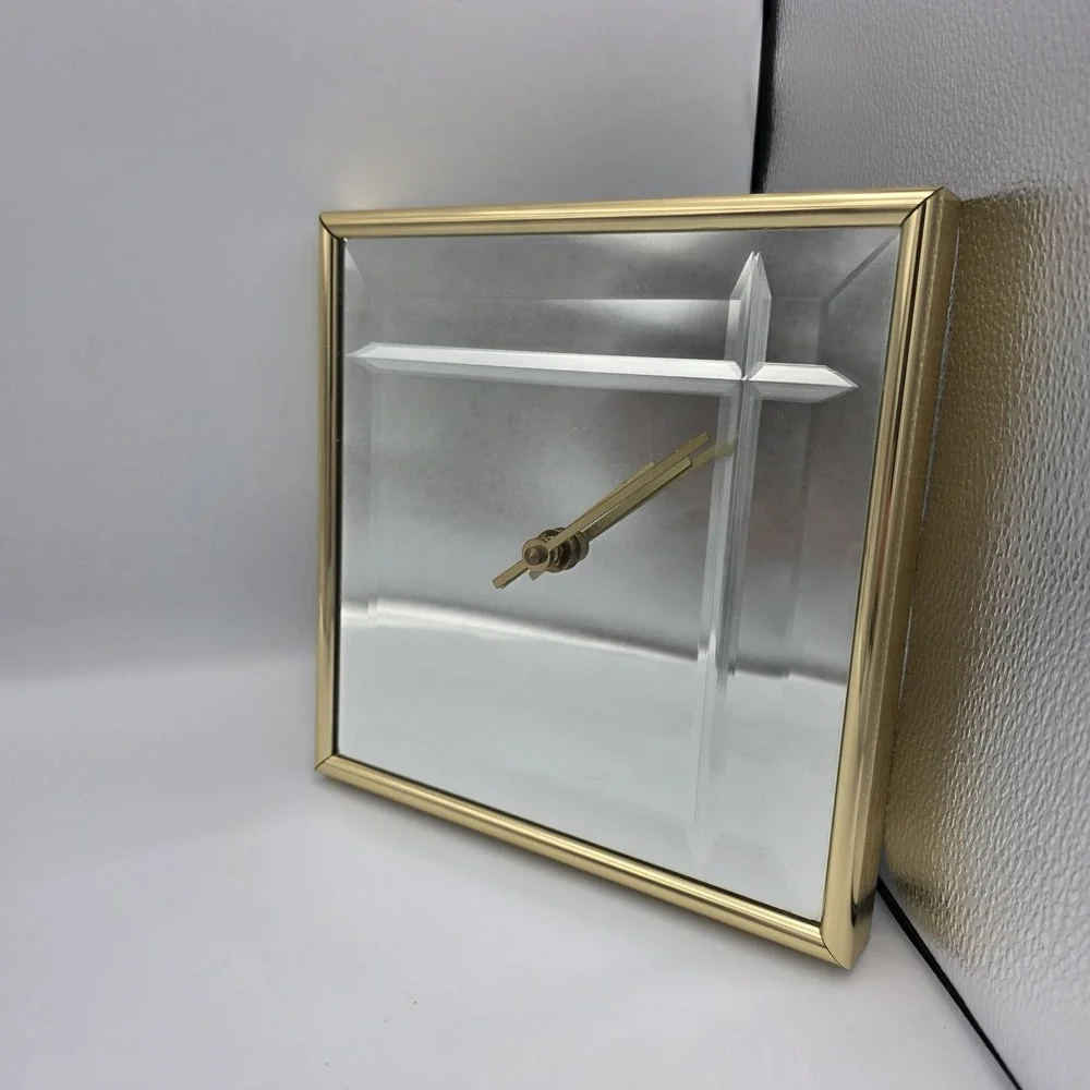 Vtg Postmodern MCM Hanging Wall Clock Mirror Battery Operated  Gold Brass